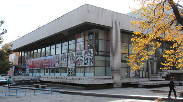 Договора с кафе-караоке &laquo;40х40&raquo;, кафе &laquo;Шеф&raquo;, кафе &laquo;Мускат&raquo;, кафе &laquo;Пьяный лосось&raquo; и кафе &laquo;Феличита&raquo; не согласовывались с ФГИ, - замглавы Т.Туманов &mdash; Tazabek