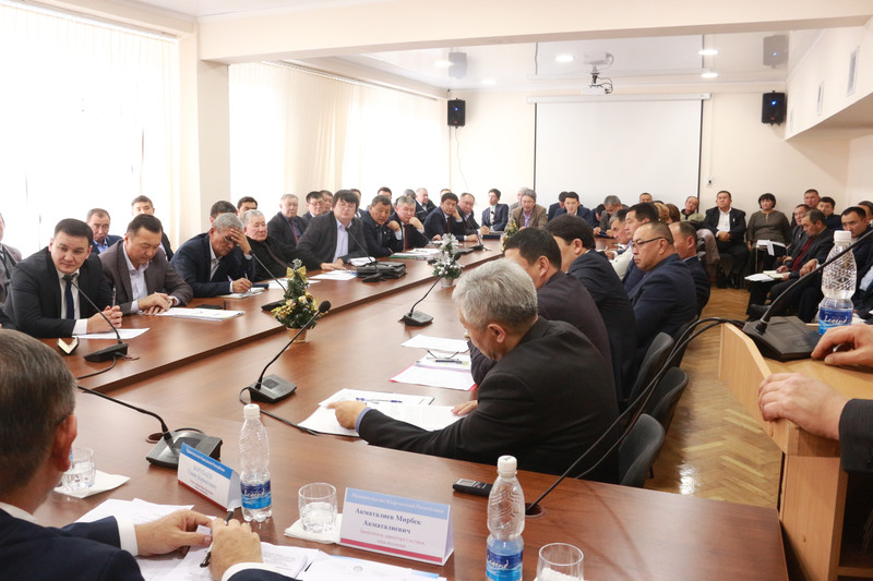 Госстрой поручил &laquo;Бишкекглавархитектуре&raquo; сократить сроки выдачи инженерно-технических документов в электронном формате &mdash; Tazabek