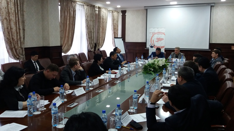 Дополнительно поступило 429,1 млн сомов НДС по итогам работы мобильных групп на пунктах пропуска, - ГНС &mdash; Tazabek