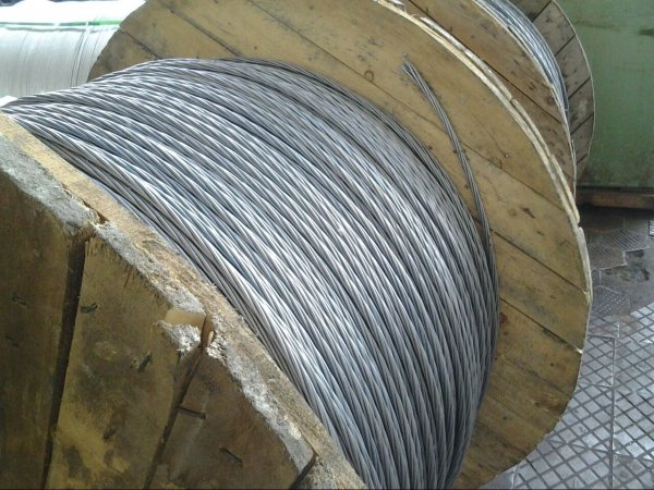 Нацэнергохолдинг: Мы не можем закупать кабель у &laquo;Каиндинского кабельного завода&raquo;, они требуют предоплату &mdash; Tazabek