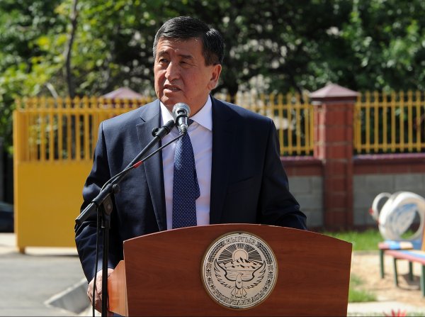 Правительство поручило начать строительство дополнительного моста через реку Араван-Сай осенью &mdash; Tazabek