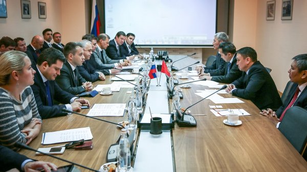 Глава Госкомсвязи Б.Шаршембиев обсудил с министром связи России Н.Никифоровым IT-сотрудничество между странами &mdash; Tazabek