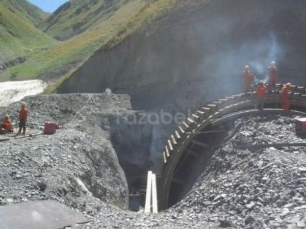 Тоннель на перевале Кок-Арт автодороги Север&ndash;Юг выдержит взрыв бензовоза, - министр транспорта Ж.Калилов &mdash; Tazabek