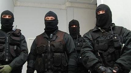 Рейтинг: Среди владельцев охранных агентств силовики, спортсмены, олигархи, владелец пансионата, кандидаты в депутаты, родственник депутата и преступник &mdash; Tazabek