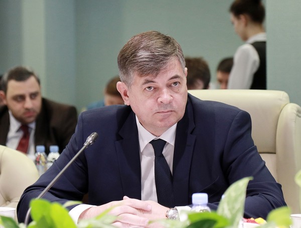 Совет ЕЭК сосредоточит усилия на разработке документов, обеспечивающих рост экономик стран-участниц ЕАЭС, - вице-премьер О.Панкратов &mdash; Tazabek