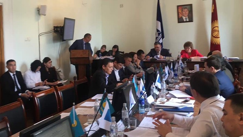 Депутат горкенеша возмутился отсутствием отчета об исполнении бюджета по Свердловскому району и по Бишкеку в развернутом виде &mdash; Tazabek