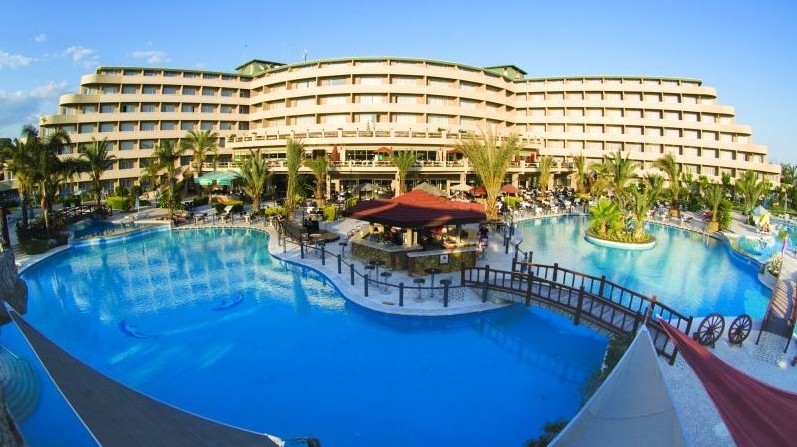 &laquo;Звездные&raquo; отели: Где дороже отдохнуть &mdash; в отелях Кыргызстана, Турции или Дубая? &mdash; Tazabek