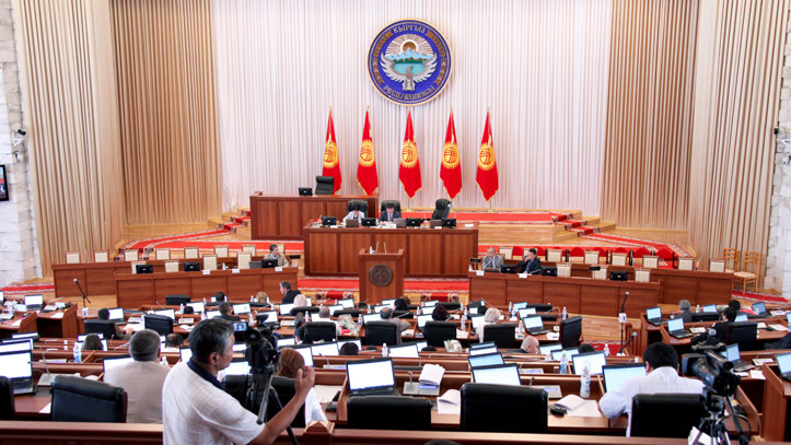 Фискальный комитет ЖК одобрил проект Соглашения о торговом сотрудничестве между ЕАЭС и КНР &mdash; Tazabek