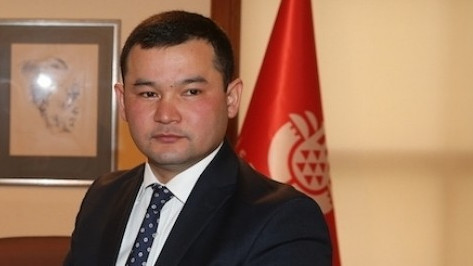 Между депутатом Г.Асылбаевой и главой ФГИ Р.Тулебердиевым произошла словесная перепалка &mdash; Tazabek