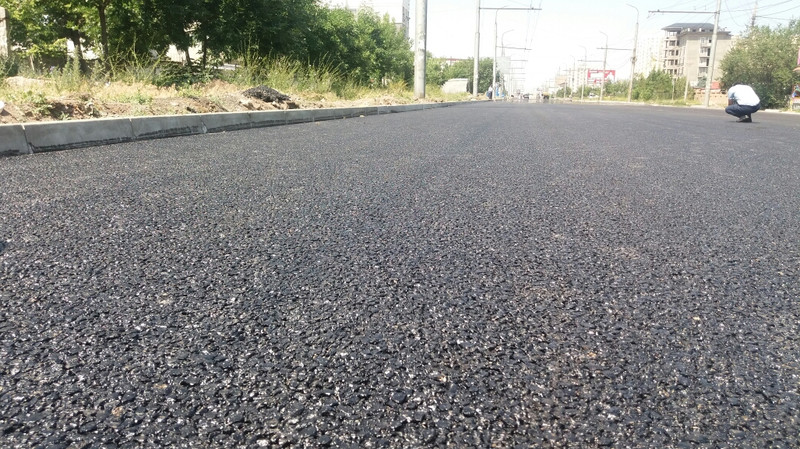 Фото &mdash; Строительство улиц Льва Толстого и Ахунбаева &mdash; Tazabek