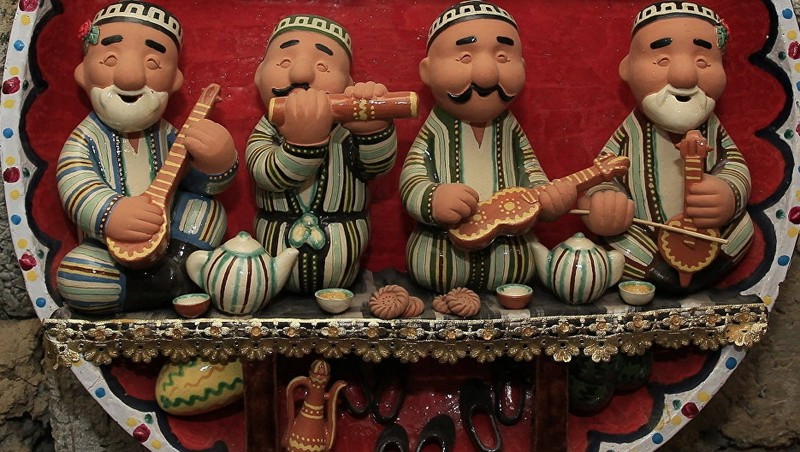 Депутат: в Кыргызстан не поступали узбекские текстильные товары, но на Дордое 20% рынка занимает узбекский текстиль &mdash; Tazabek