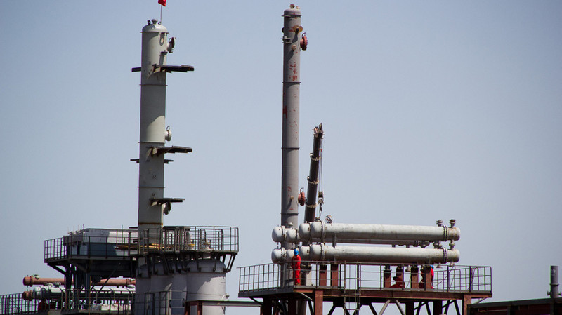 Изменился состав межведгруппы по развитию нефтегазовой и нефтеперерабатывающей отраслей КР (фамилии) &mdash; Tazabek