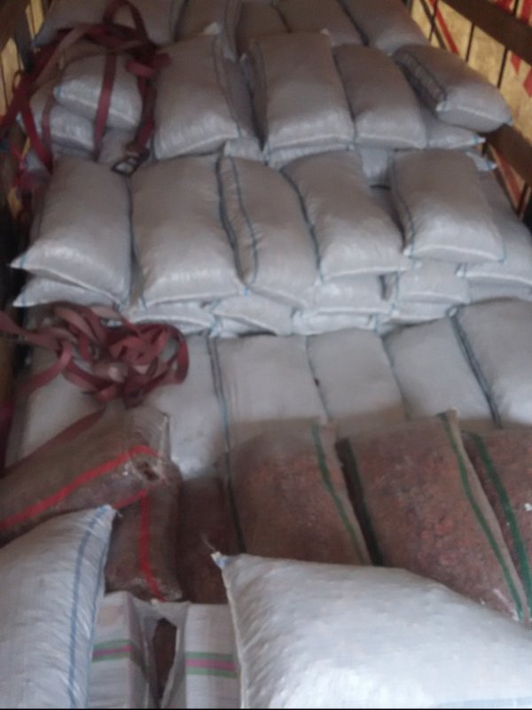 ГТС пресекла контрабандный ввоз компотной смеси из Таджикистана &mdash; Tazabek