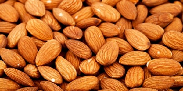 Таможня пресекла незаконный воз риса и миндаля на 900 тыс. сомов &mdash; Tazabek