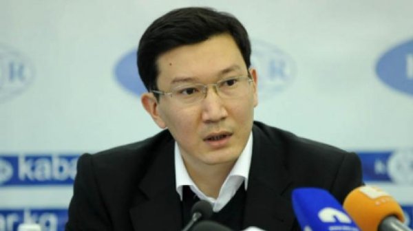 Недавно, когда был митинг в Бишкеке, больше 300 человек хотели воспользоваться нестабильностью и зайти на рудник &laquo;Солтон-Сары&raquo;, - глава &laquo;Кыргызалтына&raquo; А.Алимбеков &mdash; Tazabek