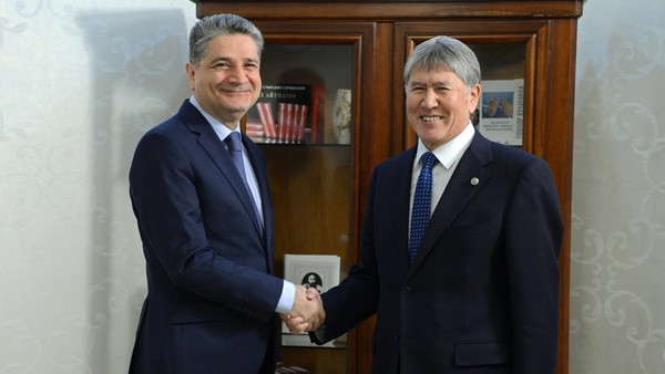 Президент А.Атамбаев принял председателя коллегии ЕЭК Т.Саркисяна &mdash; Tazabek