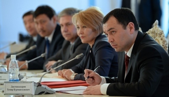 Киберугроза &ndash; одна из новых угроз в Кыргызстане, - секретарь Совета безопасности Т.Джумакадыров &mdash; Tazabek