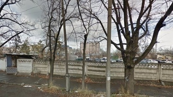 Судьба участка на Скрябина 45-45А: Дело отложено на неопределенный срок, судьи Рыбалкина и Мулюкбаева говорят о затягивании со стороны Global Advertising &mdash; Tazabek