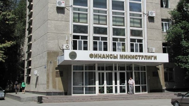 За полгода 25 сотрудников Минфина побывали в заграничной командировке &mdash; Tazabek