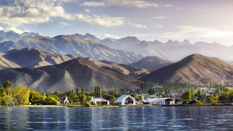 Объем валовой добавленной стоимости в сфере туризма составил 21,5 млрд сомов или 4,7% к ВВП &mdash; Tazabek