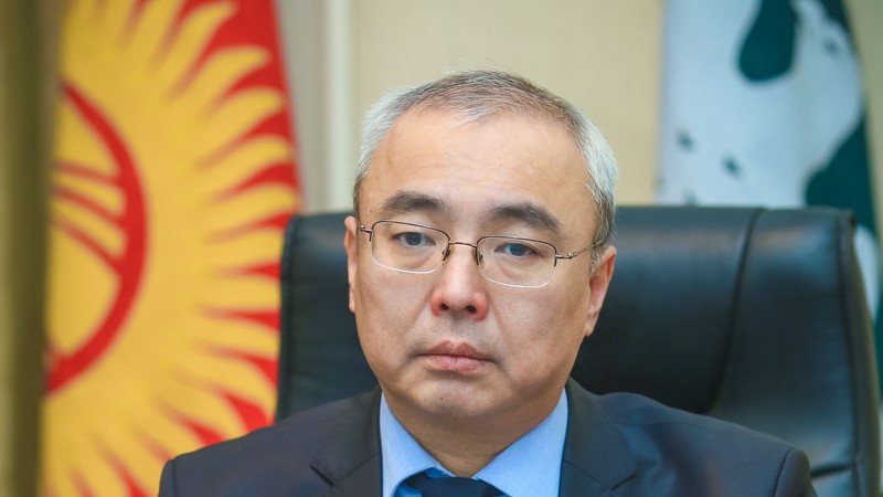 Глава ГНС О.Абдыкаимов начальнику управления по доходам: Нужно не просто констатировать факты, а готовить анализ &mdash; Tazabek