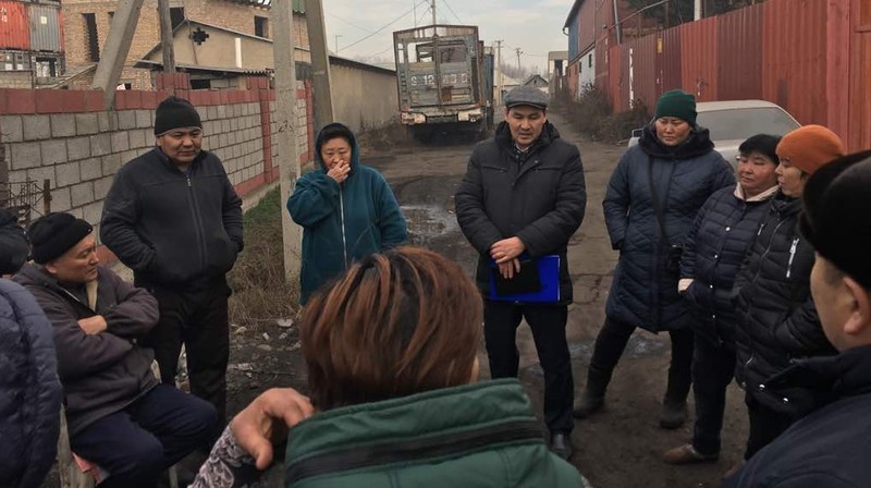 В селе Нижняя Ала-Арча оштрафованы 12 точек продажи угля за отсутствие весов, - Госантимонополия &mdash; Tazabek