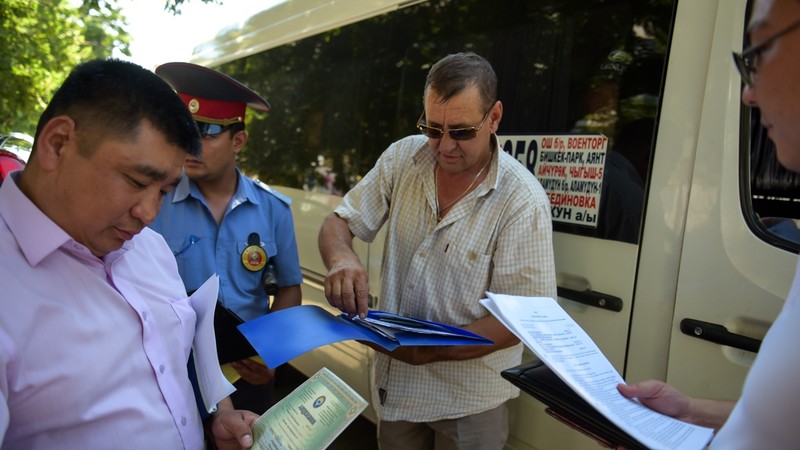 Депутат предложил ликвидировать транспортную инспекцию при Минтрансе &mdash; Tazabek