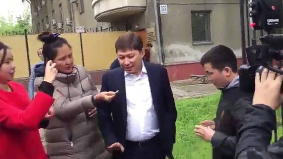 Сапар Исаков не стал комментировать иск экс-заместителя председателя ГТС Р.Матраимова &mdash; Tazabek