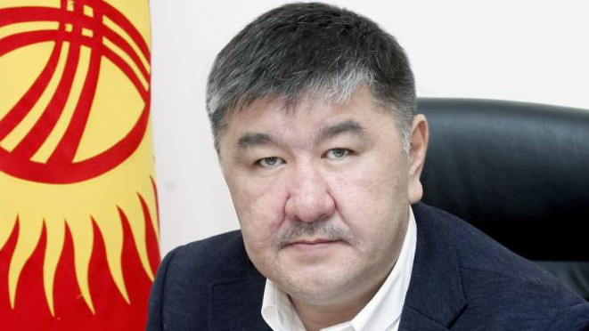 Депутат: Почему по 2 коррупционным фактам при ввозе сотовых телефонов наказан замглавы Юго-западной таможни, а глава выходит чистым? — Tazabek