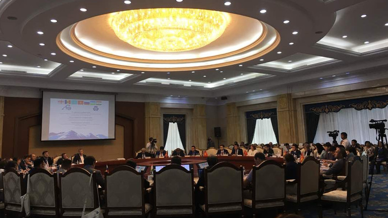 В КР должна быть достигнута адекватность получаемых пенсий в сумме страховых взносов, - вице-премьер А.Омурбекова &mdash; Tazabek