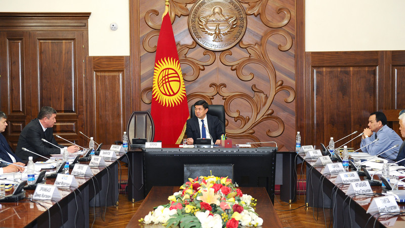 Премьер М.Абылгазиев о проверках на месторождениях: Если сотрудники Госэкотехинспекции не справляются с работой, их надо увольнять &mdash; Tazabek