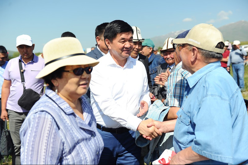 За 5 лет в виде льготного кредитования выделено 28 млрд сомов для поддержки сельского хозяйства, - премьер М.Абылгазиев &mdash; Tazabek