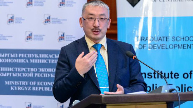 У.Рыскулов: 7 месторождений с общим запасом 250 тонн золота могут возместить Кумтор. Руднику Кумтор осталось работать еще 6 лет &mdash; Tazabek