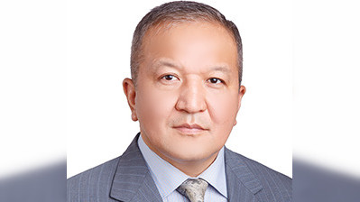 Премьер направил в ЖК представление Эмиля Осмонбетова на пост главы Госкомитета промышленности, энергетики и недропользования &mdash; Tazabek