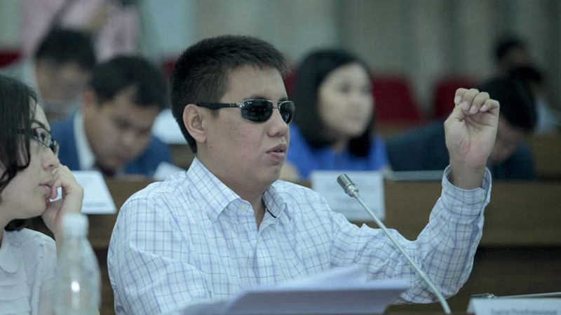 Депутат: Проверяющие налоговики и сотрудники ГСБЭП игнорируют результаты легализационной кампании по декларированию доходов и имущества 2013-2014 годов &mdash; Tazabek