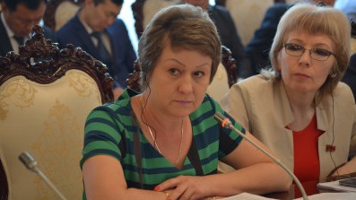 Депутат&mdash;главе ФГИ: Кроме хорошо созданной презентации, вас хвалить не за что &mdash; Tazabek