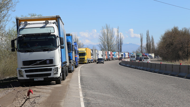 Минсельхоз отрицает наличие ограничений при перевозке сельхозпродукции на границе с Казахстаном &mdash; Tazabek