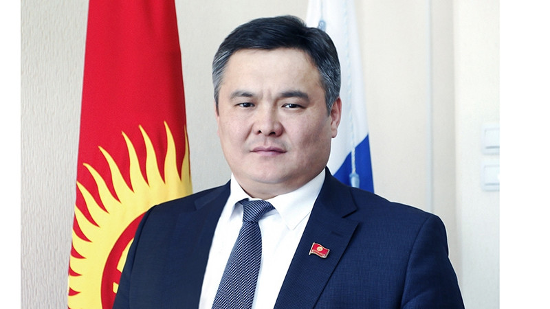 Депутат считает, что решение проблем дольщиков &ndash; это уровень премьер-министра, а не вице-премьера &mdash; Tazabek