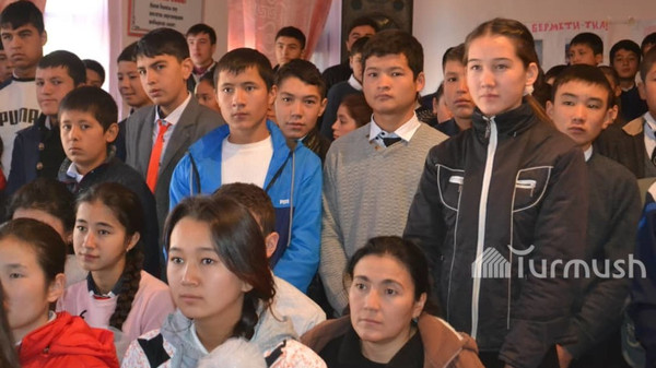 Ала-Букада жаштар арасында кылмыштуулуктун алдын алуу иш-чаралары өтүүдө