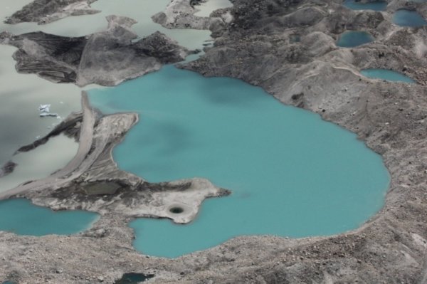 Госэкотехинспекция разъяснила в суде, как посчитала тарифы за воду из озера Петрова &mdash; Tazabek