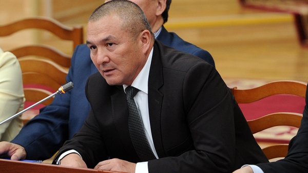 Если альтернативная дорога Север&mdash;Юг будет идти из Жалал-Абада в Балыкчы и Бишкек, то путь сократится на 20 км, - Минтранс &mdash; Tazabek