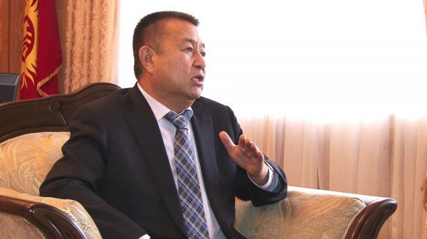 Для того, чтобы поднять экономику КР, нужно сначала поднять на ноги бизнес, - спикер &mdash; Tazabek