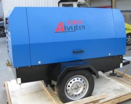 Таможня пресекла незаконный ввоз передвижного воздушного компрессора на сумму свыше 800 тыс. сомов &mdash; Tazabek