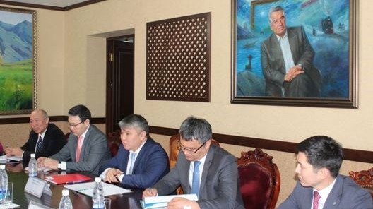 Министр экономики А.Кожошев обсудил с миссией МВФ экономическое развитие КР &mdash; Tazabek