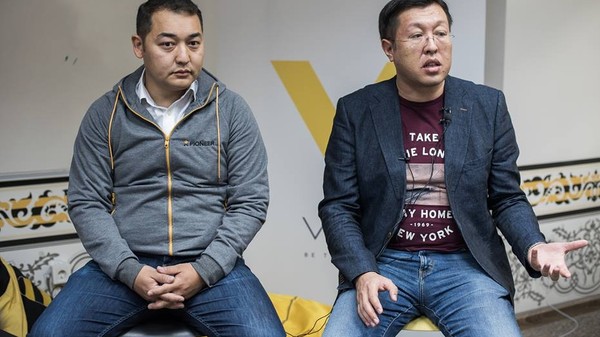 Сотовые компании теряют доходы из-за WhatsApp, Viber, Skype, - телекомоператор &mdash; Tazabek