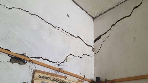 В пострадавших от землетрясения селах Чон-Алайского района 10 мая будут открыты палаточные школы