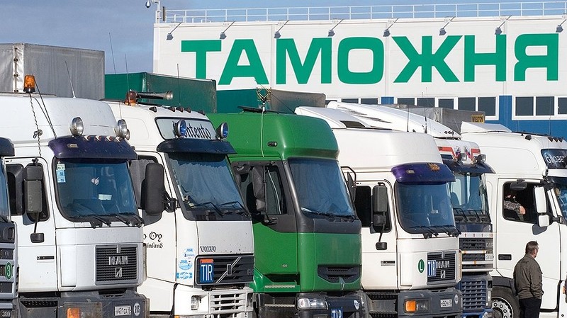 Быть таможенным брокером уже не так круто: Кыргызстанский околотаможенный бизнес сократился на 70% (владельцы компаний) &mdash; Tazabek