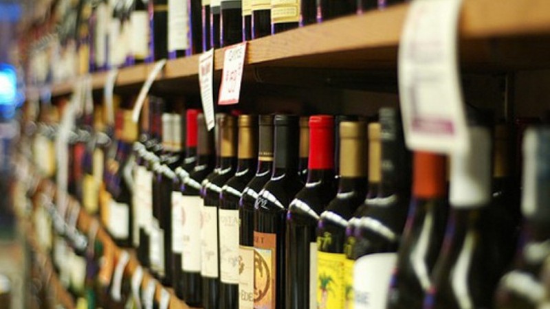 Замминистра сельского хозяйства говорит, что производство алкоголя стало больше, но акциз &ndash; меньше, почему? &ndash;  депутат &mdash; Tazabek