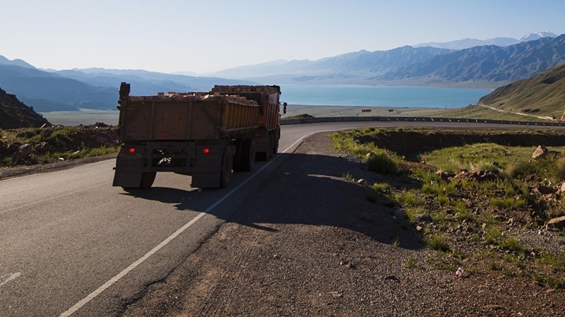 Минтранс рассматривает проект государственно-частного партнерства по вводу платы на дороге в Кувакы &mdash; Tazabek