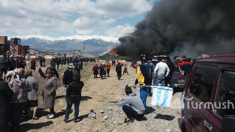 Ситуация с поджогом китайской фабрики в Тогуз-Торо никак не повлияет на реконструкцию дорог в Бишкеке, - мэр А.Ибраимов &mdash; Tazabek